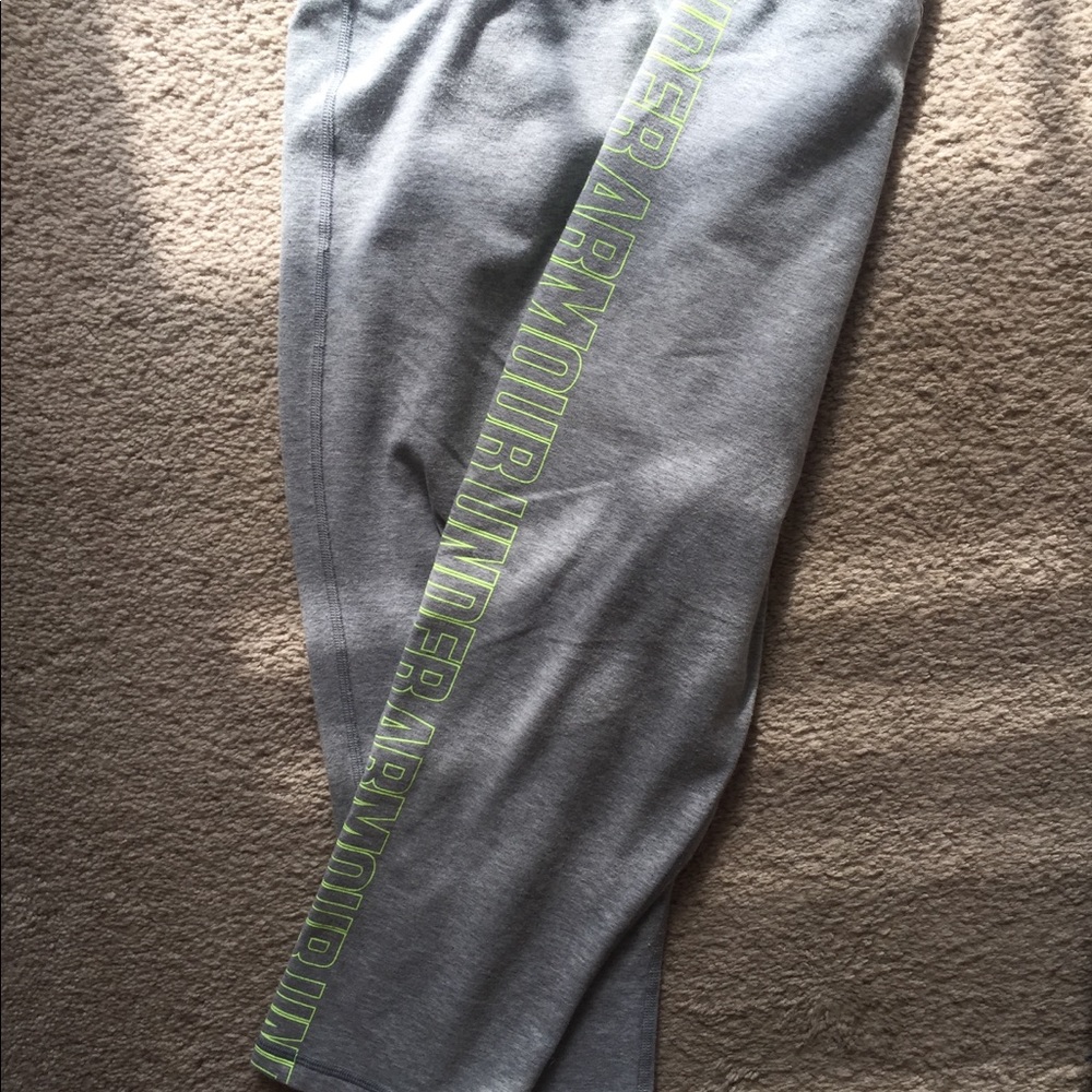 Under armour cropped legging